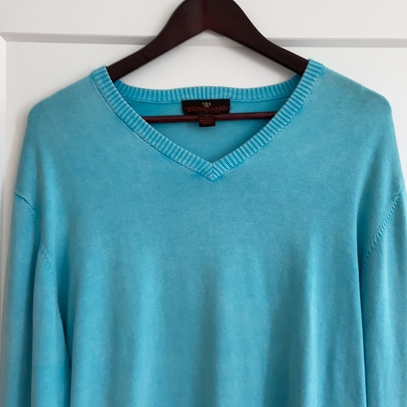 Toscano sweater, Perfect condition, size Medium fits like a large. - Picture 2 of 5